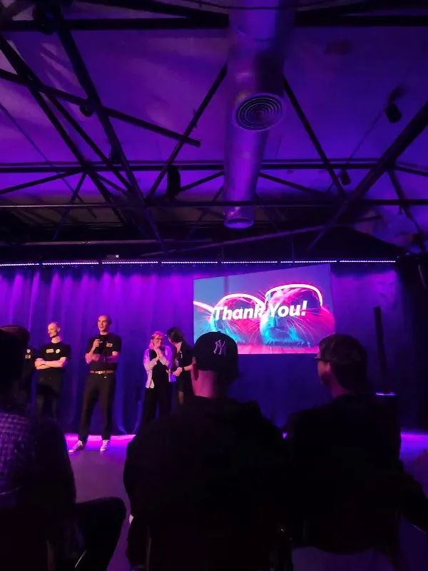 VIDEO STUDIO WIEN - gira media gmbh