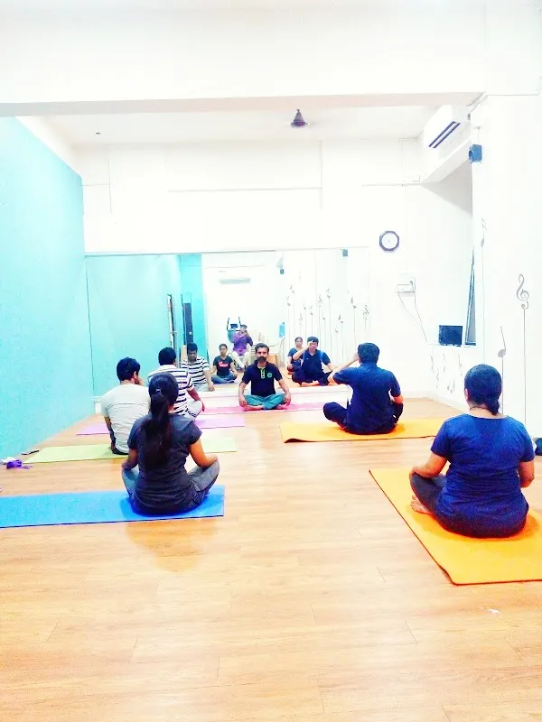 Oshiva Yoga