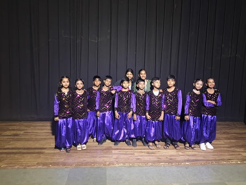 Independent Dance Studio