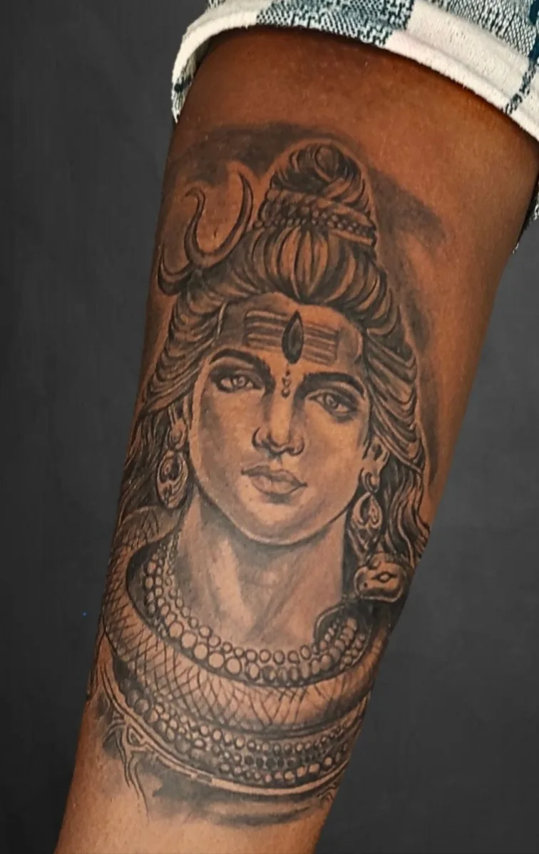 ARTIST DAY TATTOO