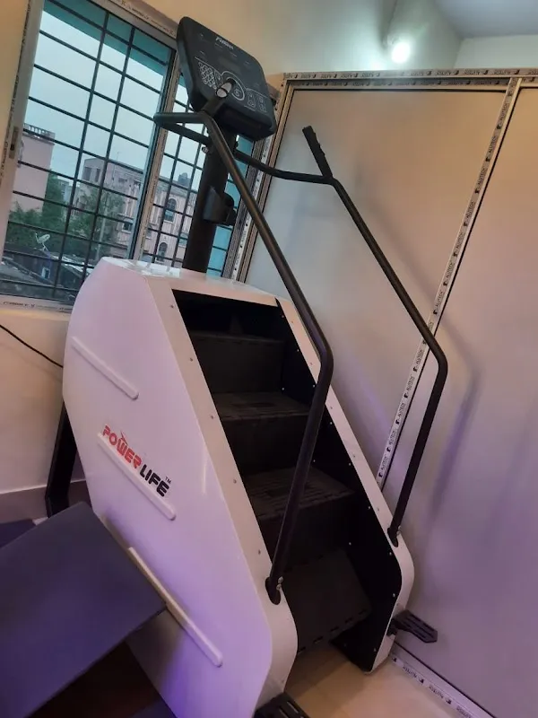 Alpha Core Unisex Gym