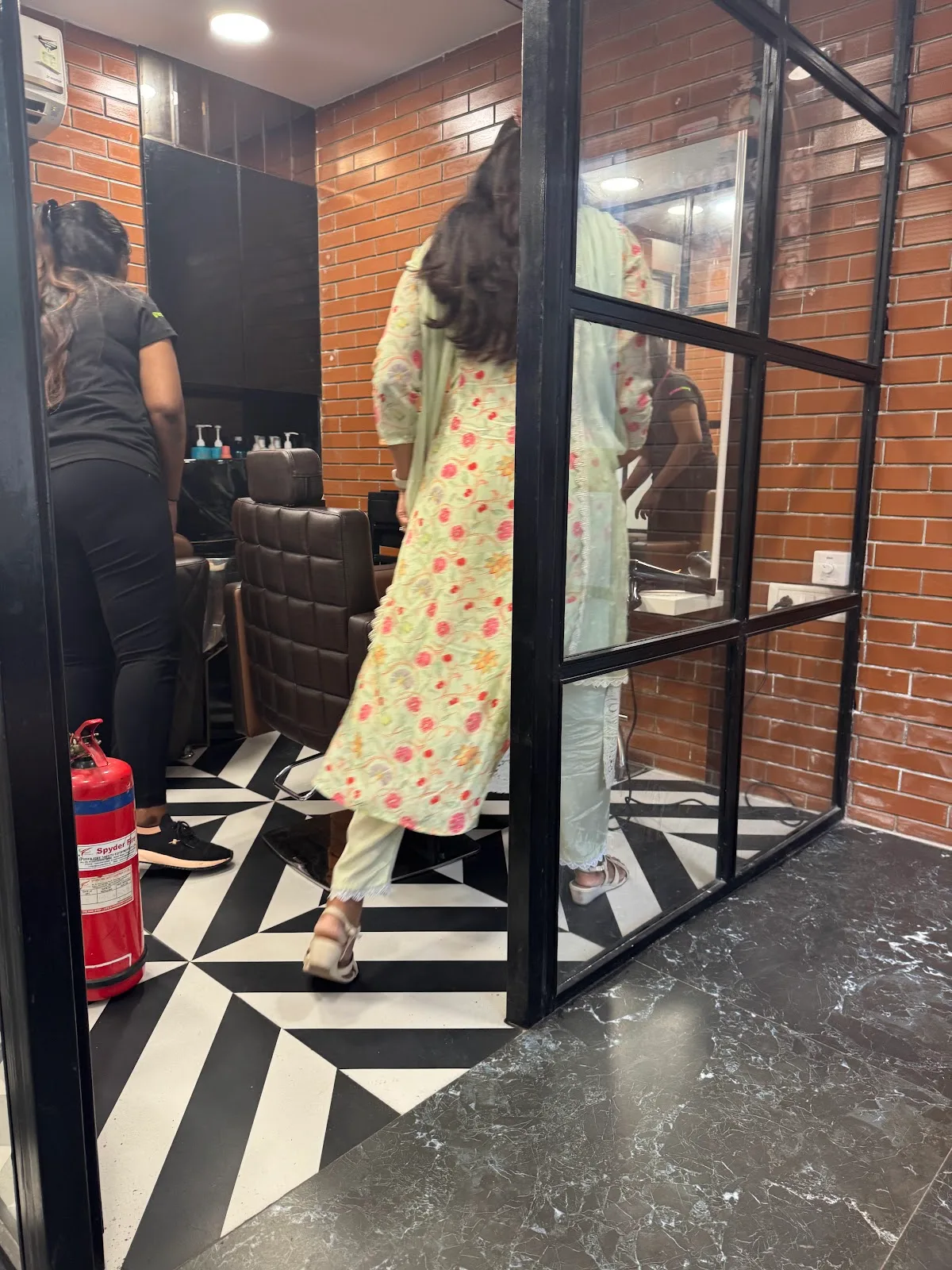 Green Trends Unisex Salon, Adyar, Chennai
