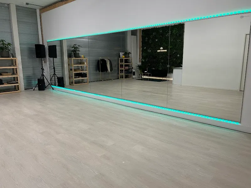 Dance Yard Studio