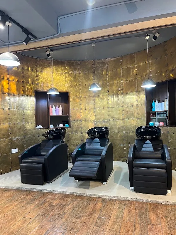 Studio Appearances - Makeup Studio