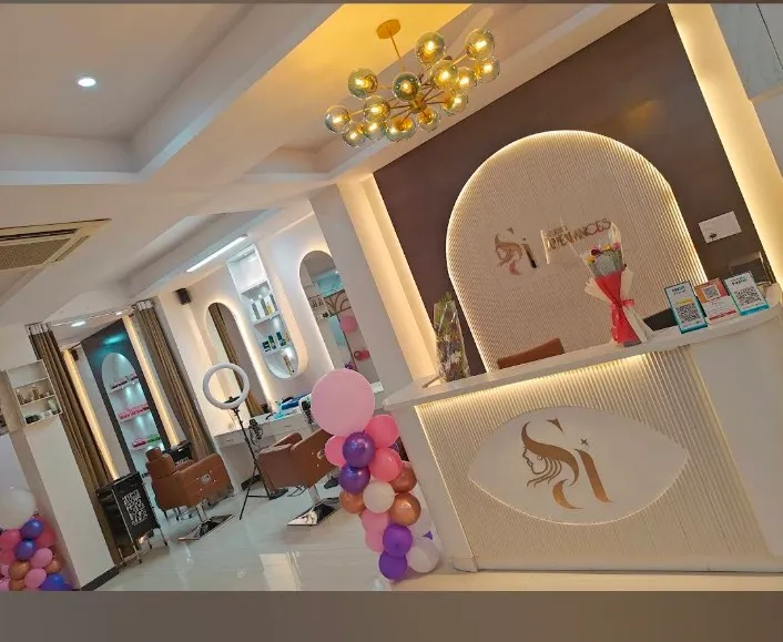 Studio Appearances - Makeup Studio