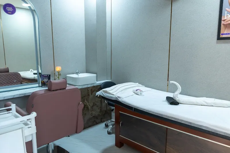 Naturals Signature Unisex Salon and Spa Koramangala