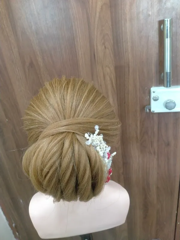 Mayura's beauty salon and spa , kharghar