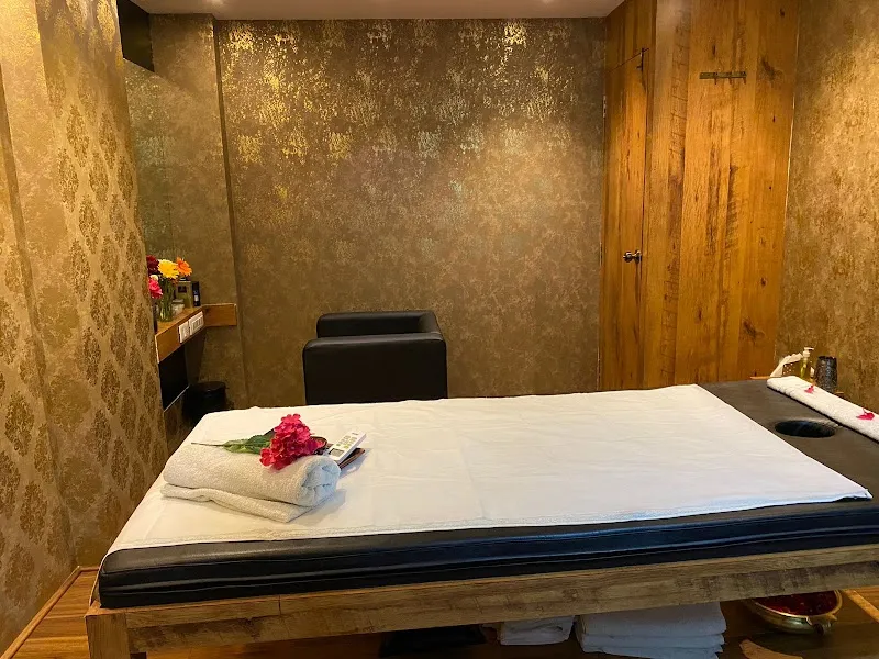 White Petals Spa | Spa in Kasturi Nagar | Nearby Spa Kasturi Nagar | Deep Tissue Massage in Kasturi Nagar