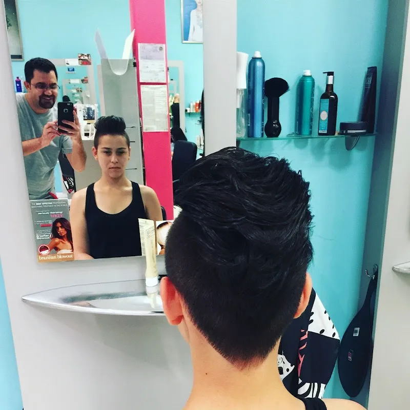 Evada Hair Bar