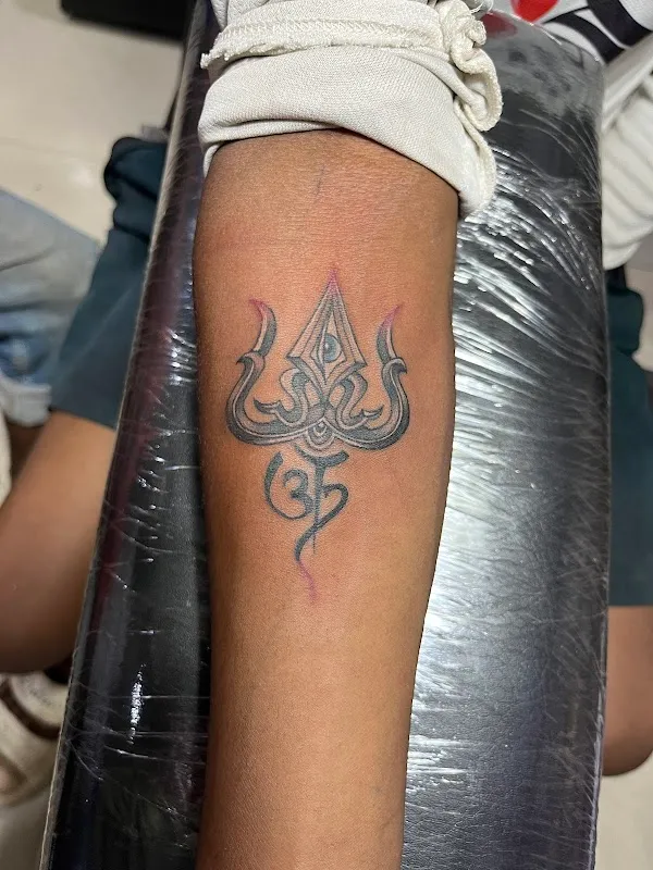 Black Hawk Tattoos