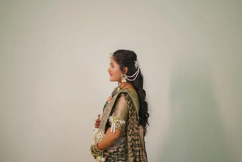 Anuradha Digital Photo Studio