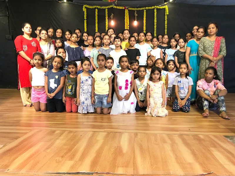 STAR ONE DANCE STUDIO & STAR ONE DANCE COSTUMES