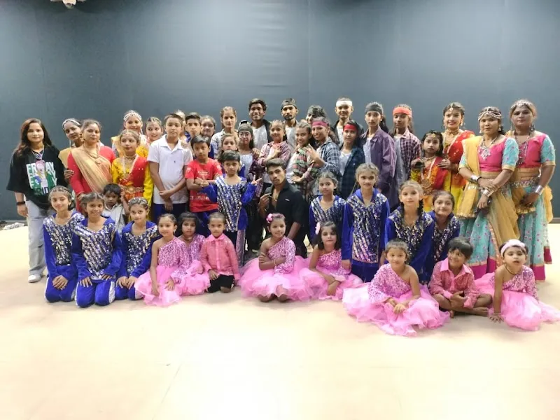 STAR ONE DANCE STUDIO & STAR ONE DANCE COSTUMES