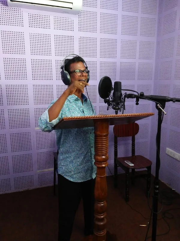 Soundmax studios