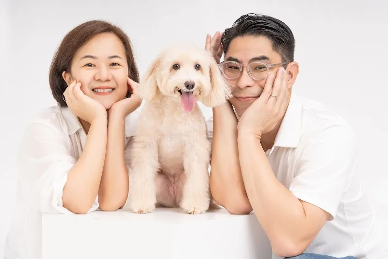 H2 Photo Studio - Family(fr297), Maternity, Graduation, Corporate Portrait, Group Photo, Pet Friendly