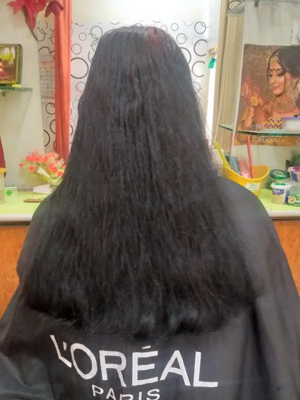 Nishaa's Beauty salon