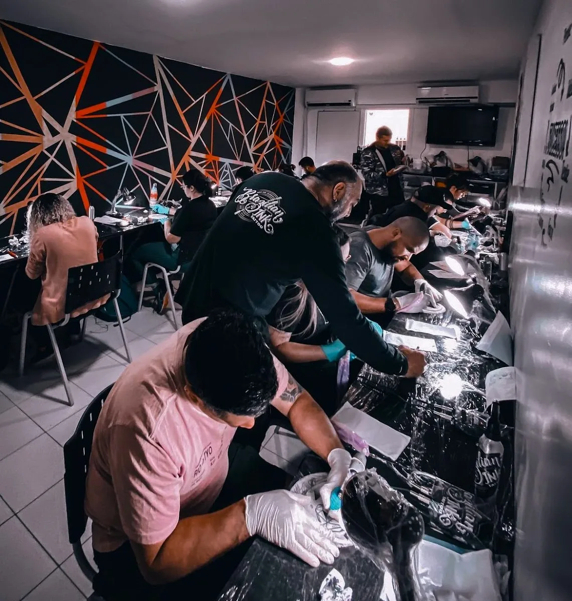 Tattoo Escola Bit Curso de tatuagem e piercing