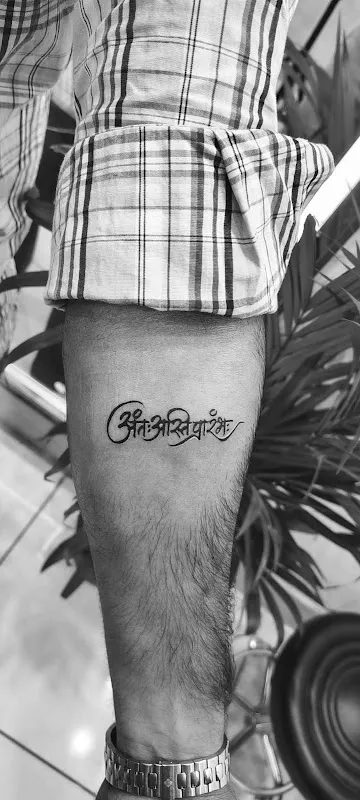 TINTS TATTOOZ
