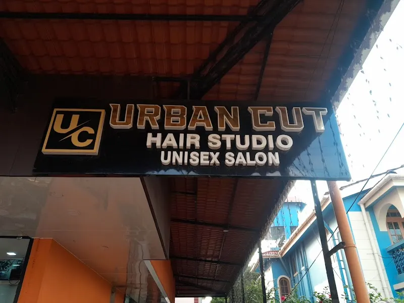 URBAN CUT UNISEX SALON