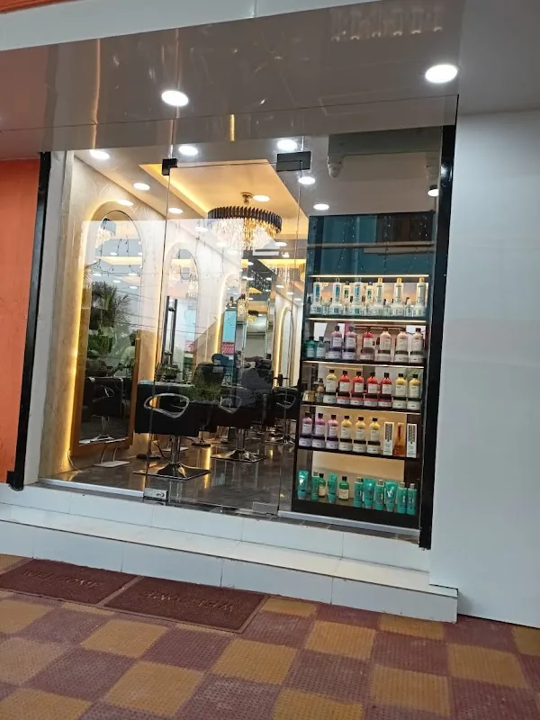 URBAN CUT UNISEX SALON