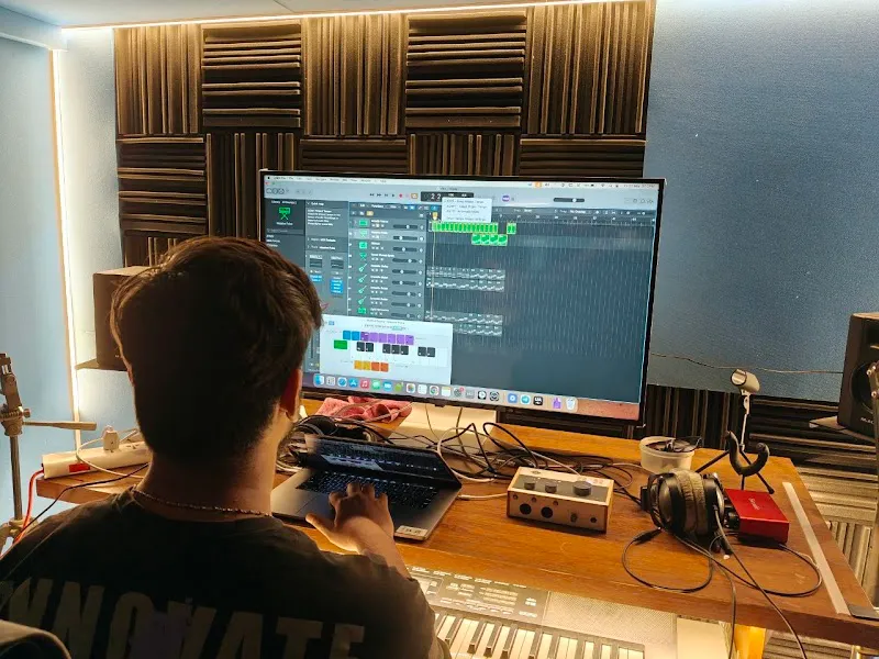 GK Music Studio - Recording & Video Production