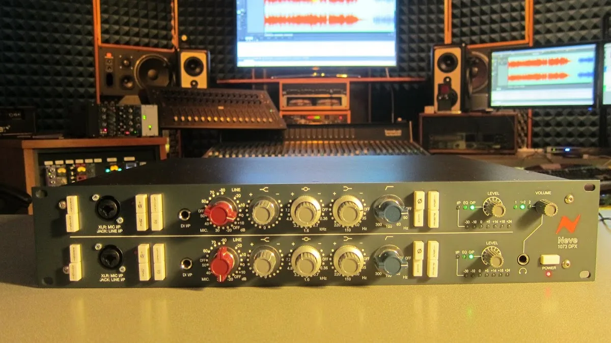 mirror sound recording studio