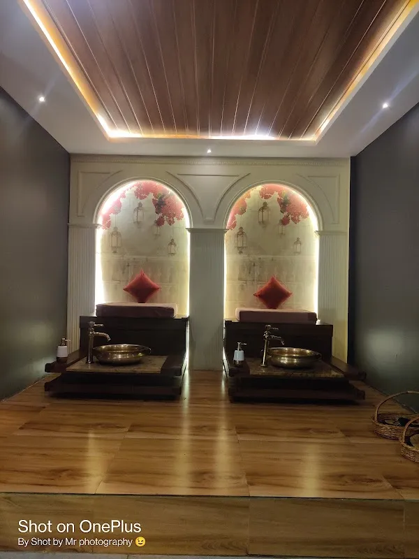 Spa Le Paris @ New Bel Road