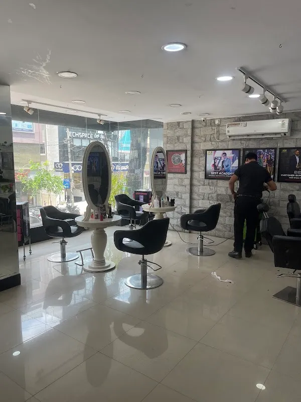 Hair Speak Family Salon