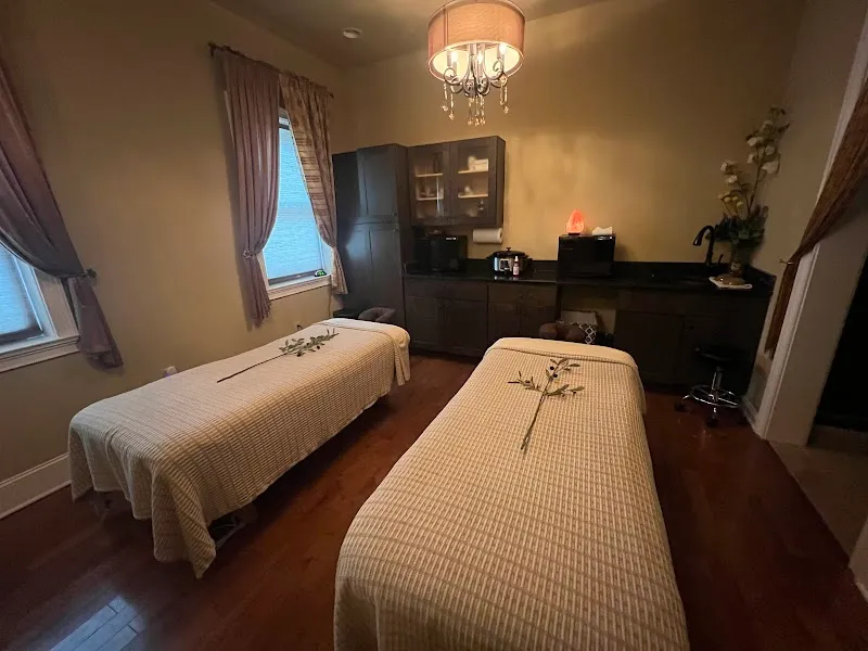 POMONA Salt Cave and Spa
