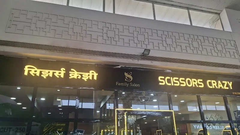 Scissors crazy