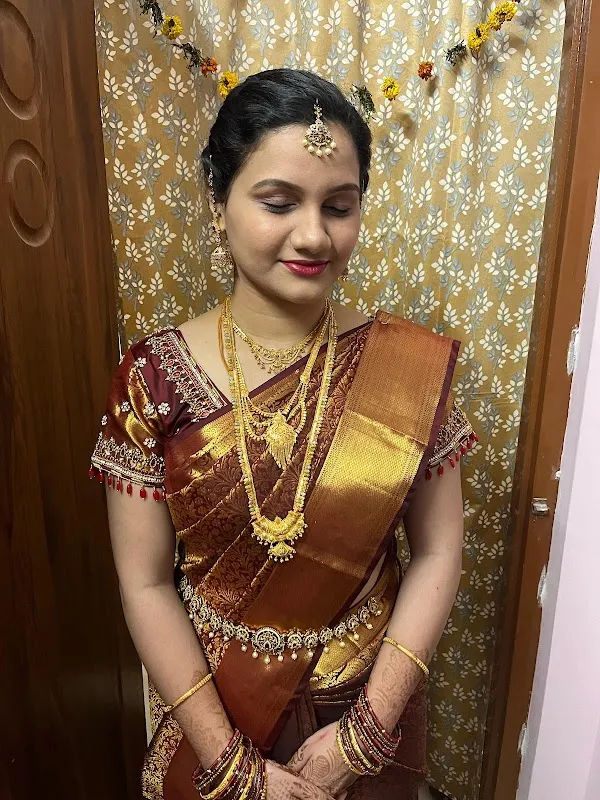 Aishu's Hair & Beauty Salon