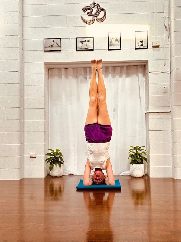 Om Yoga School - City Studio