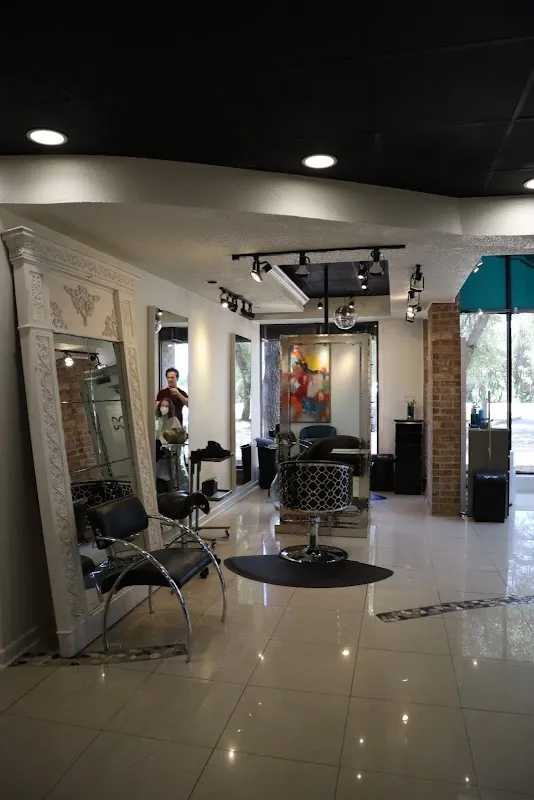 DAMRON & COMPANY SALON