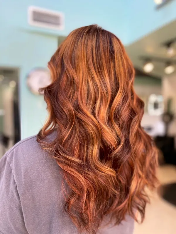 DAMRON & COMPANY SALON