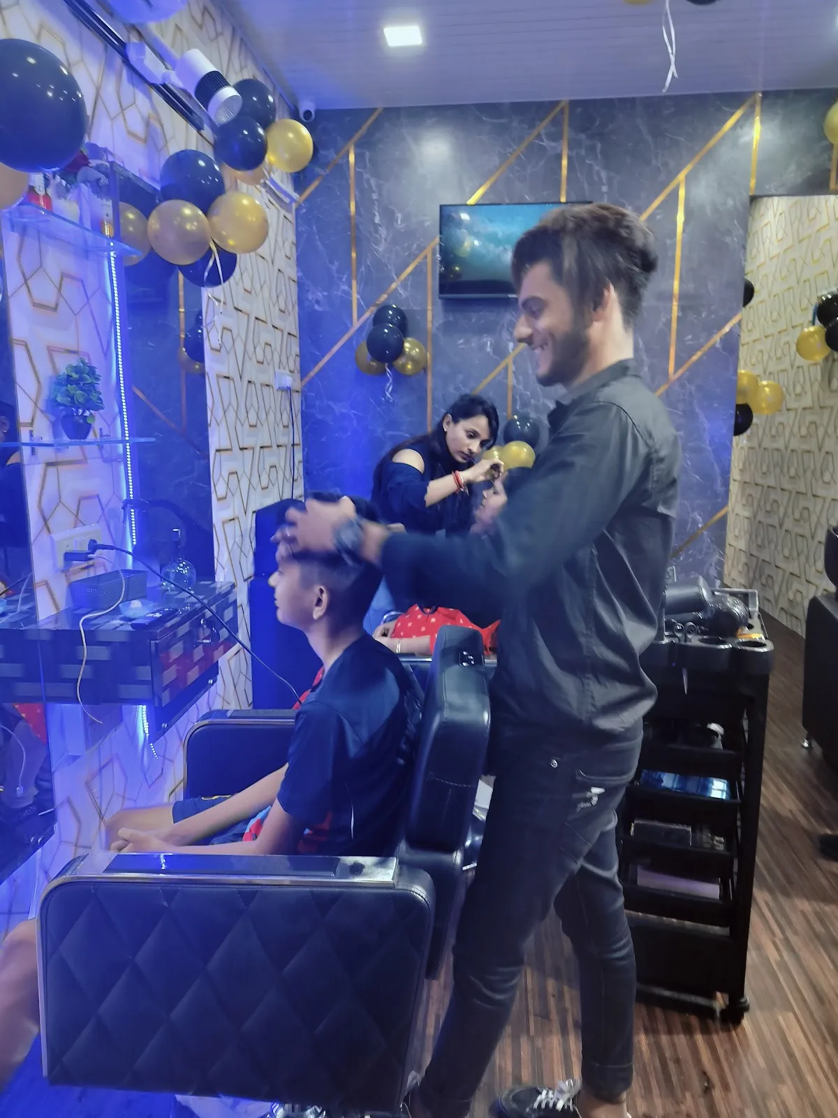 Kavita's Unisex salon