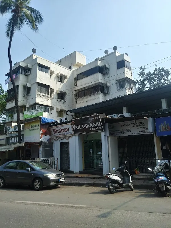 Venus Art Studio & Color Lab