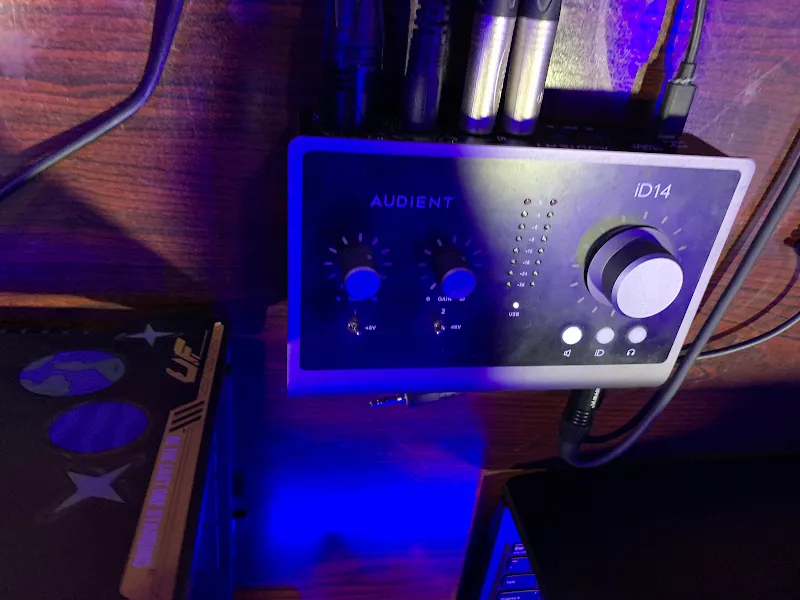 New Wave Music Studio