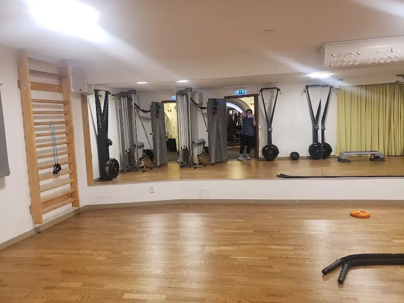 W8 Club Fitness