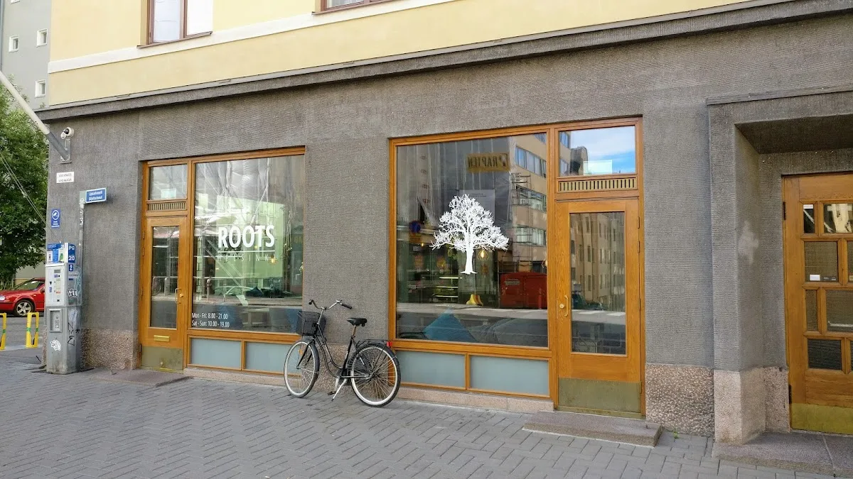 Roots Helsinki Yoga Studio & Cafe