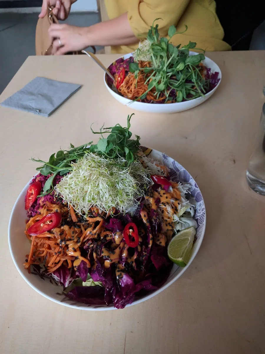 Roots Helsinki Yoga Studio & Cafe