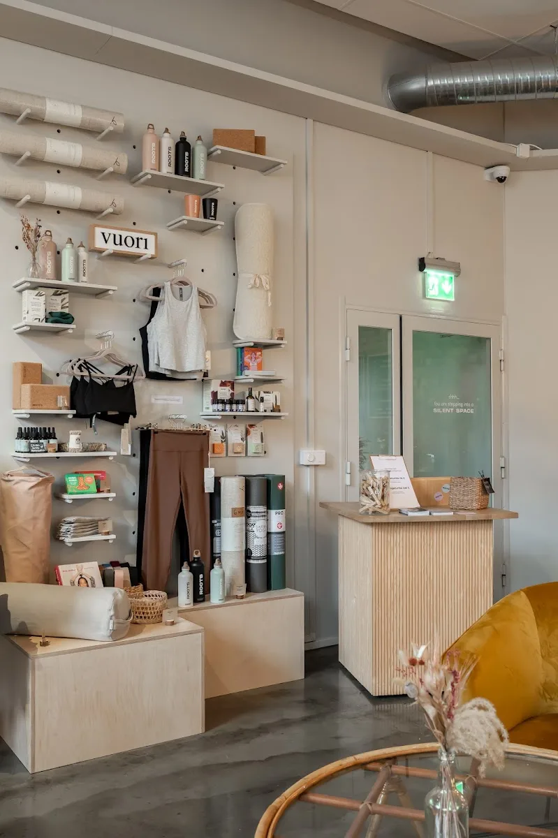 Roots Helsinki Yoga Studio & Cafe
