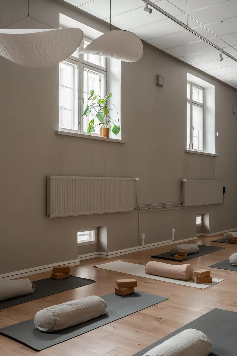 Roots Helsinki Yoga Studio & Cafe