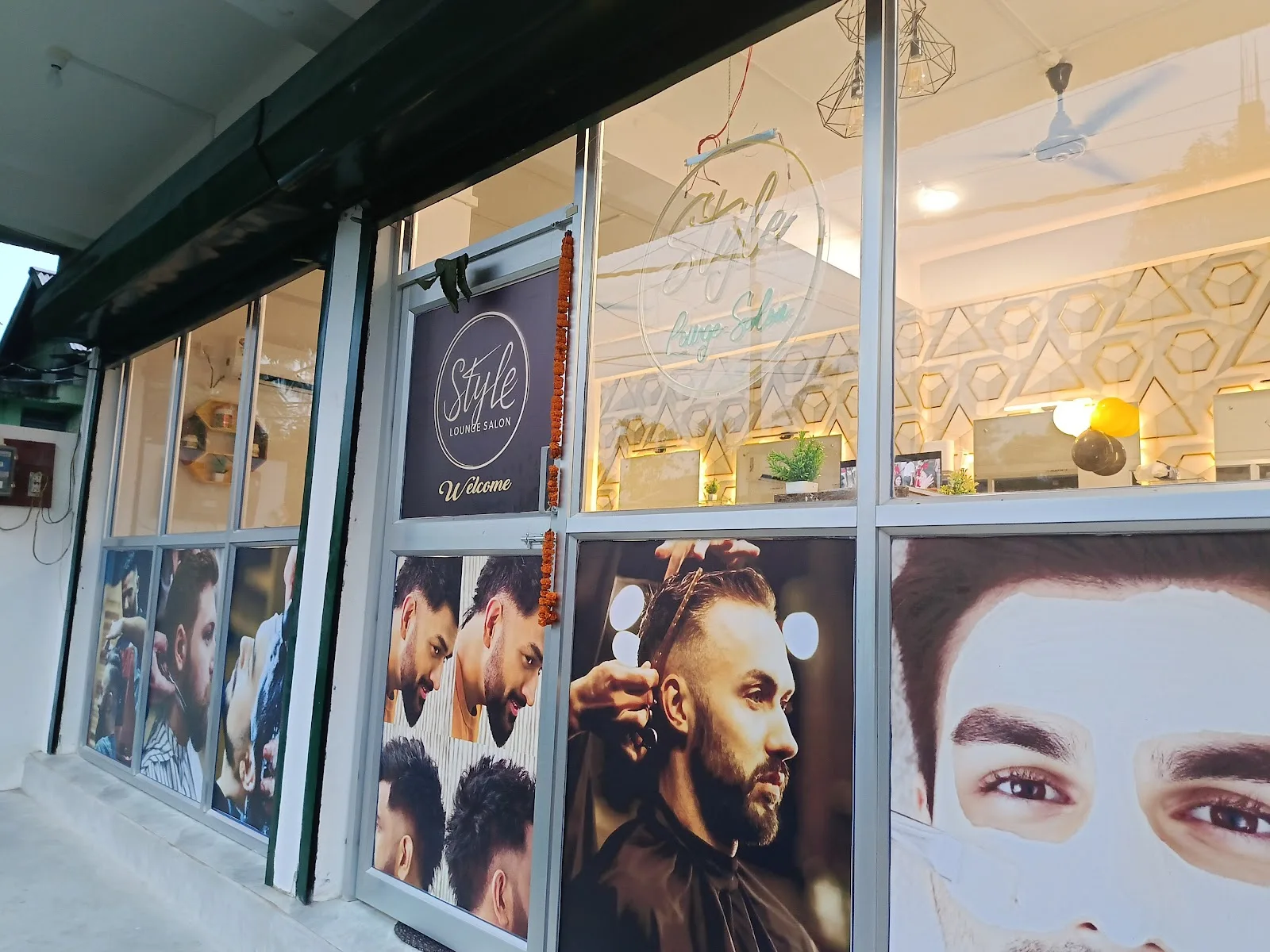STYLE LOUNGE SALON