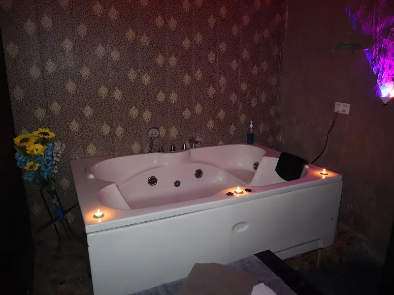 Feel good spa center
