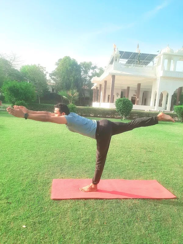 YOGA SE HI HOGA - yoga class