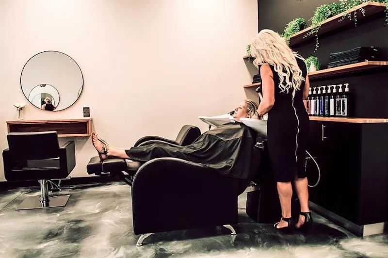 Plush Hair & Beauty