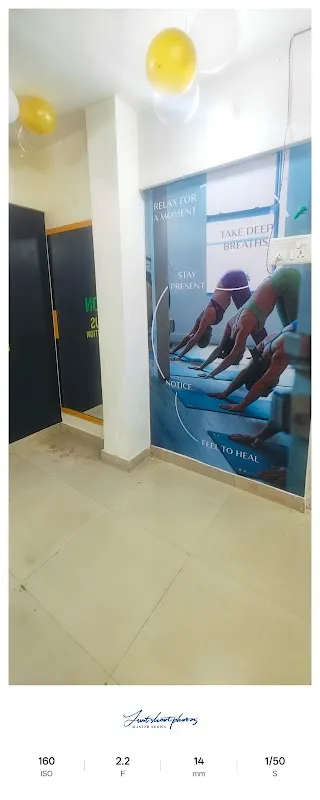 YOGA,FLOOR EXCERCISE
