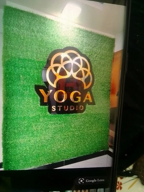 YOGA,FLOOR EXCERCISE
