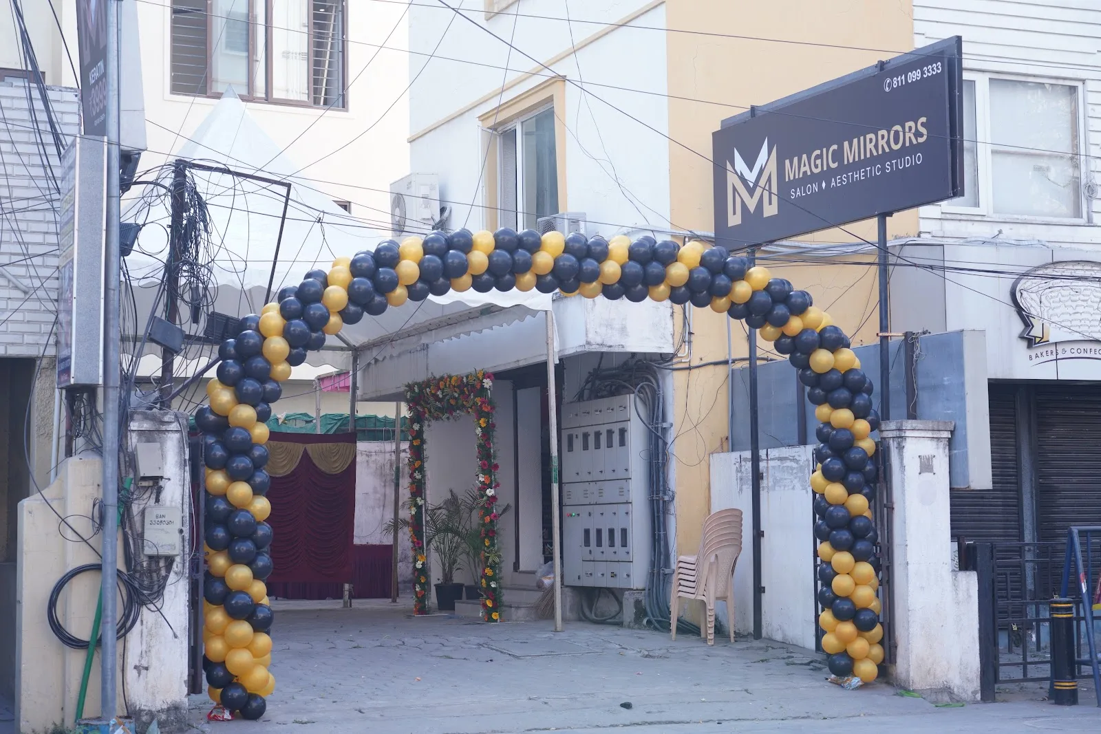 Magic mirrors salon and aesthetic studio