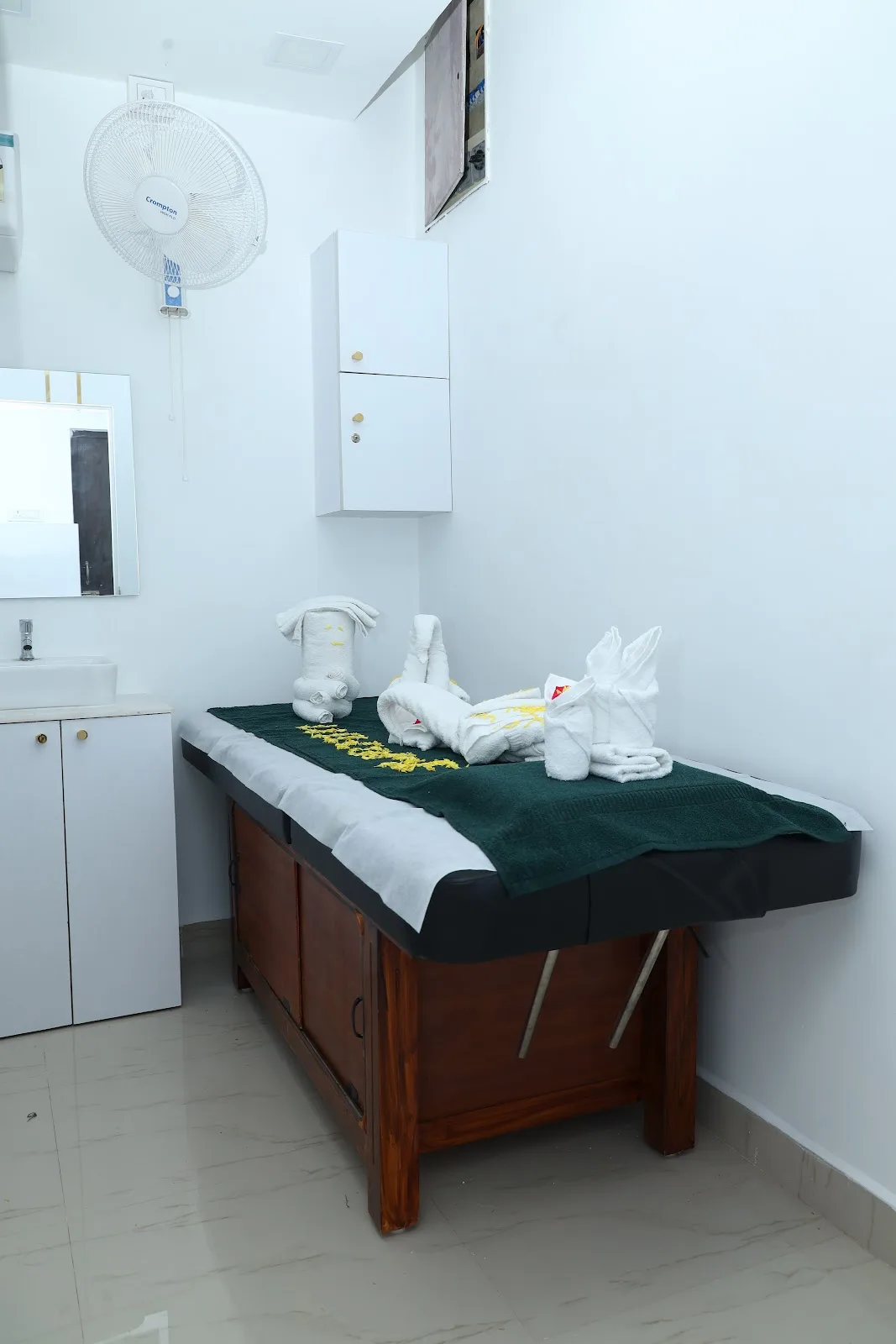 LEMONIE - THE FAMILY BEAUTY SALON